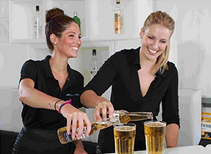 Perth bar Staff serving beer